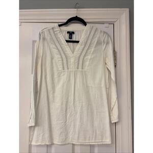 Gap Women's White 3/4 Sleeve Babydoll Blouse Shirt Size XS. Embroidered
